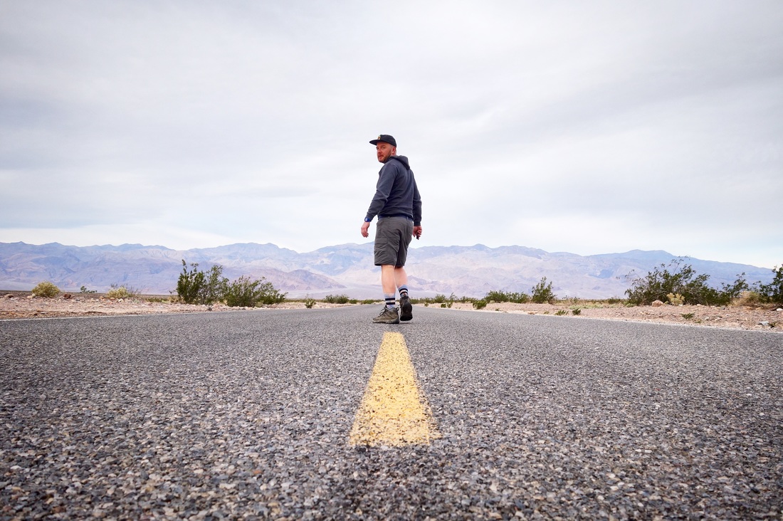 escapism mindfulness death valley selfie road traffic national park